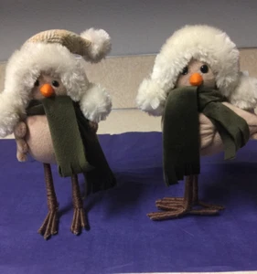 NWT 2 Northlight Standing Birds w/Hat and Scarf Flexible Wings 9 Inches Tall - Picture 1 of 5