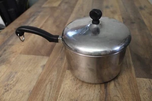 VTG Farberware 2 1/2 qt. Saucepan w/Lid Aluminum Clad Stainless Steel N.Y.C. USA - Picture 1 of 2