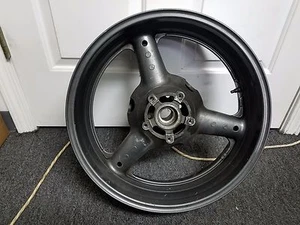 94 95 1993 SUZUKI GSXR 1100 750 600 OEM 5.50x17 REAR WHEEL RIM Gray - Picture 1 of 2