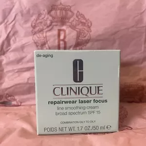 Clinique RepairWear Laser Focus Line Smoothing Cream SPF 15, 1.7 Oz Combo Oily - Picture 1 of 3