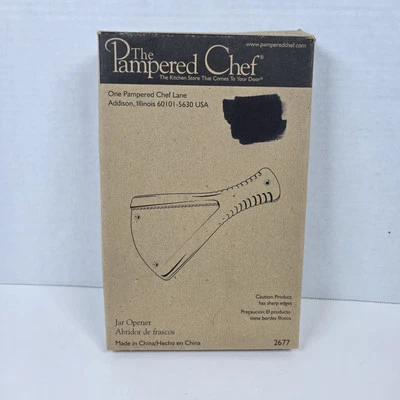 Pampered Chef Jar Opener #2677  NEW IN BOX White  - Image 1 of 4