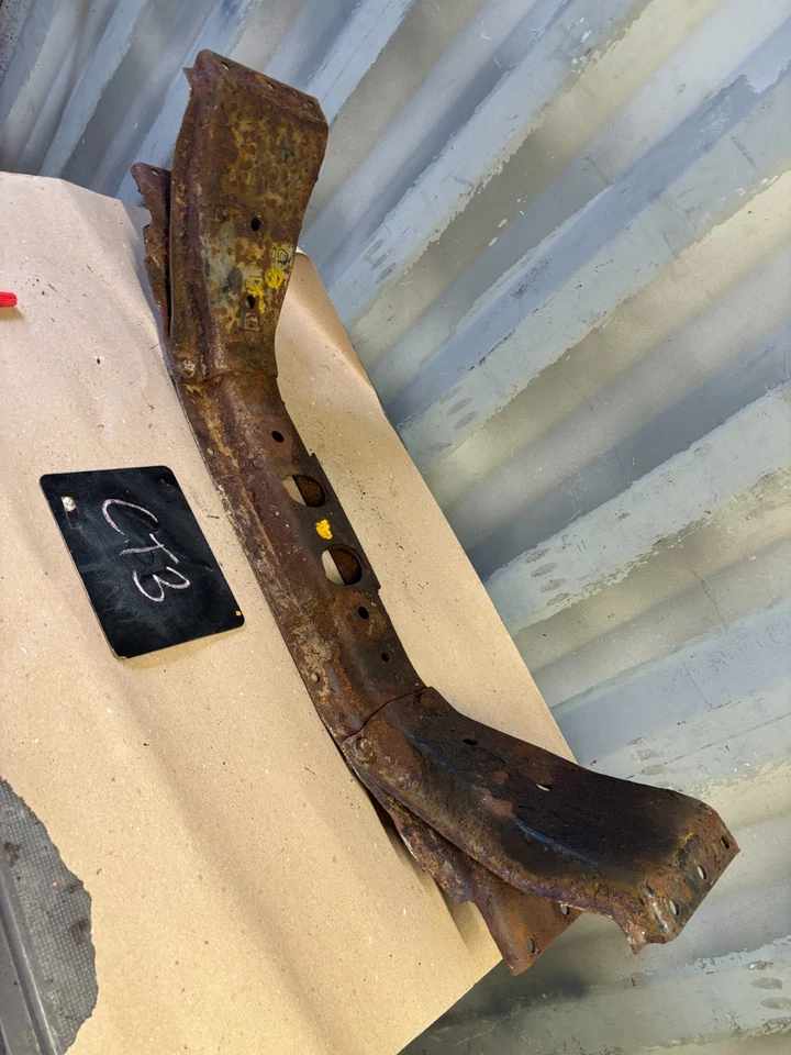 1981 83 84 86 1987 93 DODGE W150 W250 W350 ПОЛНЫЙ ПРИВОД КОРОБКА ПЕРЕДАЧ ПОПЕРЕЧНЫЙ ЭЛЕМЕНТ A727 208 - Изображение 1 из 4