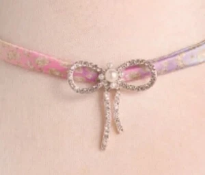 NWT BETSEY JOHNSON Set Of 2 Chokers Necklace Bow Glass Pearls Pink Jewelry - Picture 1 of 5