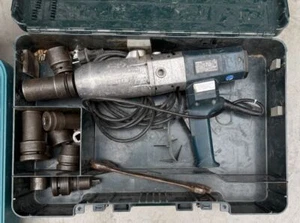Bosch GDS 30 Impact Wrench Electric 1 inch 230v 1000nm 920w - Picture 1 of 7