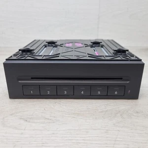 2006 MERCEDES BENZ SLK350 R171 6 DISC CD CHANGER A2118703889 - Picture 1 of 8