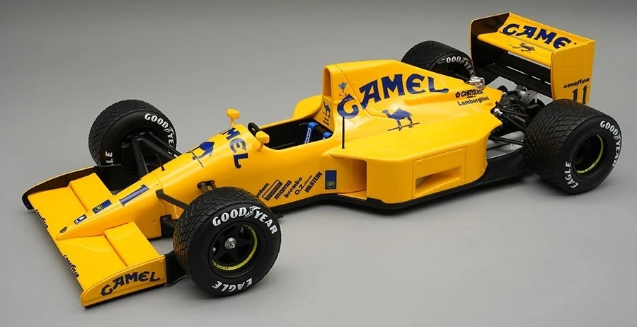 Lotus 102 1990 Lamborghini Engine  USA GP Qualifying Driver: Derek Warwick (Rain - Image 1 of 2