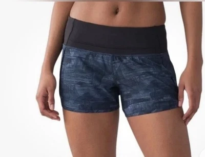 Shorts Lululemon Speed Up 6 Super Natural 3” Azul Multi Chita Corrida Atlética - Imagem 1 de 4