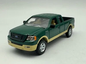 ERTL 2004 Ford F-150 4x4, Green & Tan, 1:64, Excellent - Picture 1 of 12