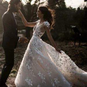 Princess Wedding Dresses Long Sleeve Lace Applique A-Line Bridal Gowns- - Picture 1 of 11