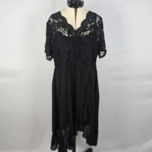 Bloomchic Kleid Damen 2X schwarz Spitze Obermaterial Rüschen gefüttert Kurzarm VNeck Neu mit Etikett - Bild 1 von 13
