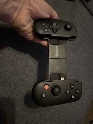 BACKBONE One Mobile Gaming Controller for iPhone (Lightning) - 1st Gen - Image 1 of 3