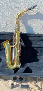 Armstrong Alto Saxophone model 3008A For Parts, Repair or Restore Made in USA - Picture 1 of 20