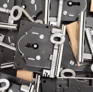 Cerradura de caja de hierro negro Avocet de 2,5" (IBL/25) - Imagen 1 de 2