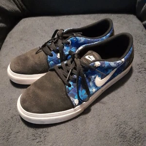 Nike SB Kids Black & Blue Floral Satire Paisley Canvas--Size 7Y - Picture 1 of 6