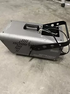 American DJ VF Flurry Snow Machine - Picture 1 of 5