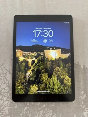 Apple iPad 9a Gen. 64GB, Wi-Fi, 10,2" - Grigio siderale - Immagine 1 di 4