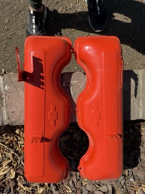 348 409 Chevy Chevrolet valve covers Impala SS Biscayne Bel Air 1961 1964 1958  - Image 1 of 2