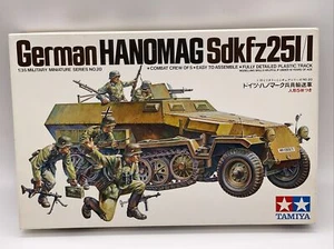 Tamiya TEDESCO HANOMAG Sdkfz 251/1 n. Kit 20 modellini in plastica - Foto 1 di 12