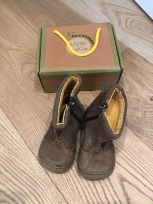 Livie & Luca Baby Size 7 - Image 1 of 4