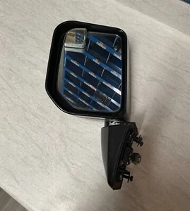 2007-2014 Toyota FJ Cruiser OEM Original Driver Side View Mirror - Picture 1 of 2