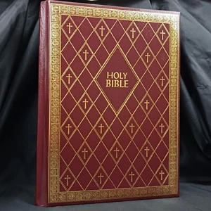 The New American Bible NAB Catholic Parish Ed Catholic Bible Publishers 1994-95  - Picture 1 of 8