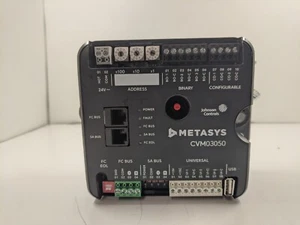 Contrôleur Johnson Controls Metasys CVM03050 PIÈCES SEULEMENT NON TESTÉ EN L'ÉTAT - Photo 1/9
