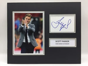 Exhibición de fotos firmada por Scott Parker Burnley RARA + AUTÓGRAFO CERTIFICADO DE AUTENTICIDAD - Imagen 1 de 3