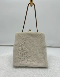 Vintage Walborg White Beaded Floral Evening Bag Chain Handle Kiss Closure 50s/60 - Picture 1 of 23