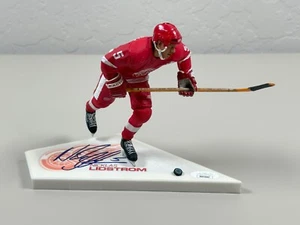 Nicklas Lidstrom Firmado Serie 6 NHL Chase McFarlane JSA Certificado de Autenticidad Corte Alas Rojas - Imagen 1 de 6
