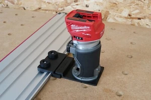Milwaukee Router Adapter for Milescraft Guide Rails - Picture 1 of 5