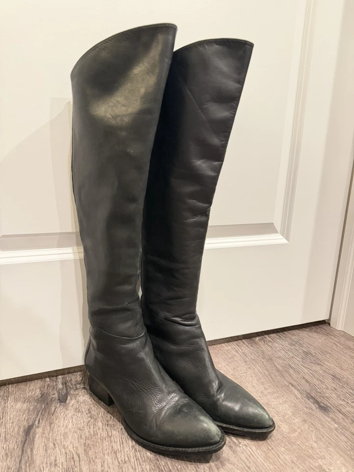 Alexander Wang Boot leather, knee high size 8, metal detail on heel, zipper  - Image 1 of 4