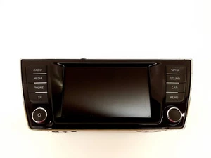 SKODA FABIA MUSIC PLAYER HEAD UNIT 6V0919604B / 30257651 - Picture 1 of 5