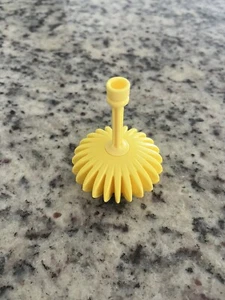 Barbie Dream House 2018 & 2021 Replacement - Yellow Chandelier Light - Picture 1 of 1