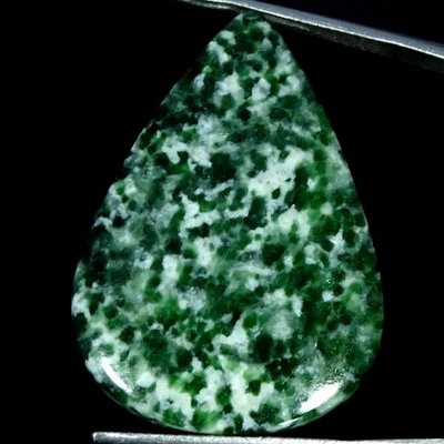 Piedra preciosa cabujón pera jade punto verde natural 40,60 quilates AA+ 25X35X5 MM Foto 1 de 4