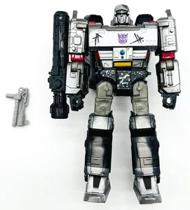 Hasbro Netflix Transformers DECEPTICON MEGATRON War for Cybertron Figure - Read - Foto 1 di 4
