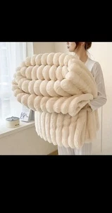 1pc Warm And Cozy Flannel Blanket, Imitation Rabbit Fur Blanket, Soft And Warm  - Picture 1 of 2