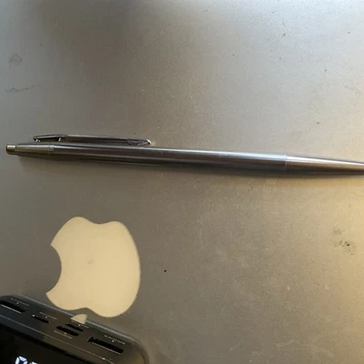 Bolígrafo Montblanc Slim Line S-Line vintage acero cepillado $75 o BO Foto 1 de 4