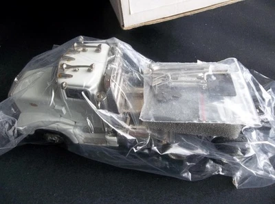 ГРУЗОВИК МИНИАТЮРЫ #377 белый Peterbilt трактор 2 оси Daycab Orig Bx масштаб 1:48 - Изображение 1 из 4