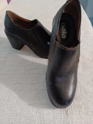 Botines de tacón Bolo para mujer de cuero granulado negro, talla 7,5 M A-13 Foto 1 de 4