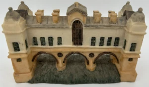 Pulteney Bridge in Bath, England Figurine ~USED~ 3" x 5" Resin Weir Statue - Picture 1 of 6