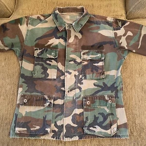 US Army Camo Coat Size Medium-Regular Combat Pattern Woodland Camouflage - Picture 1 of 12
