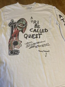 A Tribe Called Quest Graphic T-shirt Men Beige Long Sleeve ATCQ Music Size M - Picture 1 of 9