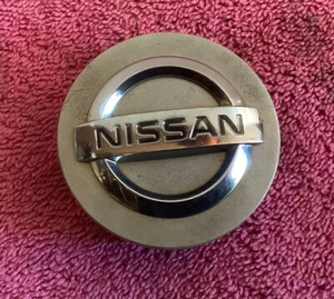 Nissan Altima Maxima Murano 350 Hubcap Center Cap OEM   40342 AU510 - Picture 1 of 2