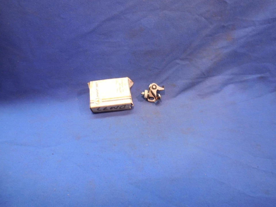 Puntos de contacto Yamaha RD 400 60-3076 DM77 1976-78 NOS NP9515 Foto 1 de 1