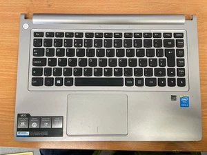Lenovo M30-70 Palmrest with Keyboard UK G62 - Afbeelding 1 van 2