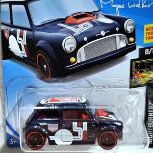 Morris Mini #65 Blue Hot Wheels Nightburnerz escala 1:64 2017 - Imagen 1 de 11