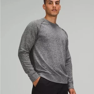 Lululemon Engineered Warmth Long Sleeve Crewneck Merino Wool Blend Size M Gray - Picture 1 of 12