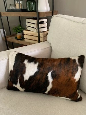 Funda de almohada de cuero de vaca tricolor / Funda de almohada de cuero de vaca natural de 19x11,5" - Lumbar Foto 1 de 4