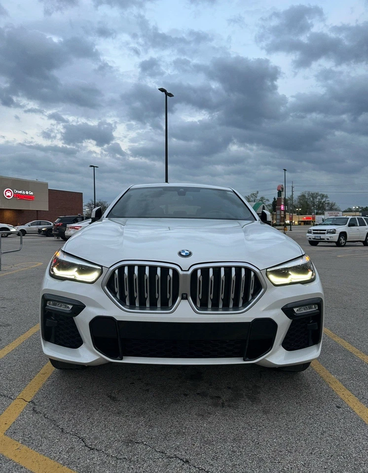 Front Grille BMW X6 G06 2020-2024 - Image 1 of 4