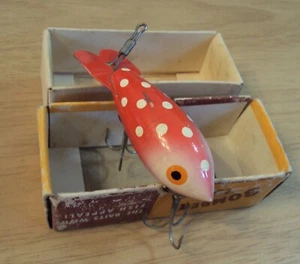 VINTAGE ca 1957 ANGELKÖDER ~ "BOMBER BAIT CO" #237 PINK mit weißen PUNKTEN & BOX ~ - Bild 1 von 12